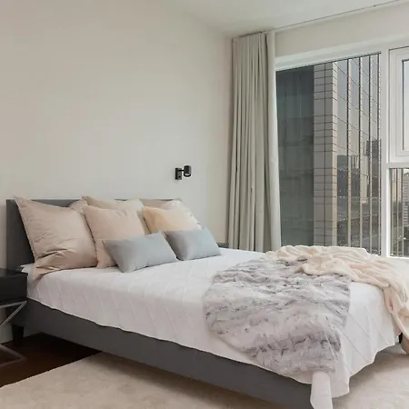 Unique Tower Lux By Renters Prestige 아파트 *