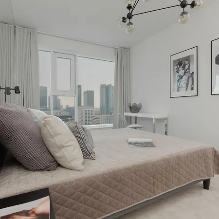 아파트 Unique Tower Lux By Renters Prestige *