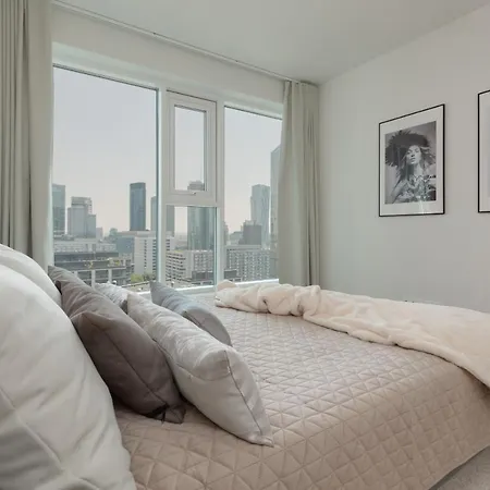 Unique Tower Lux By Renters Prestige *