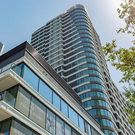 Unique Tower Lux By Renters Prestige